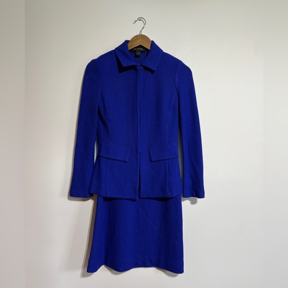 St. John Collection Royal Blue Wool Dress and Jacket - Picture 11 of 12